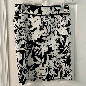 Cute printed skirt. Size Medium